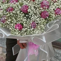 ماشین عروس.دسته گل،باکس گل،بادکنک آرایی،و تاج گل