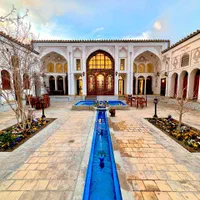 هتل سنتی زرتاج