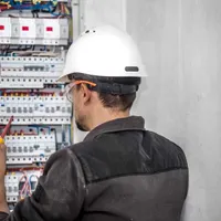اجرای برق ساختمان و دوربین و دزدگیر اماکن