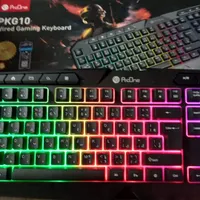 کیبورد با نور پردازی RGB