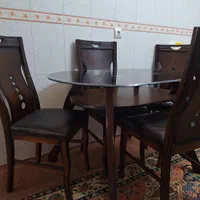 میز صبحانه خوری