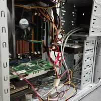 نصب ویندوز و سرویس لپتاپ و کامپیوتر «در محل»