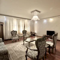 آپارتمان مبله نورگیر و دلباز/ کف پارکت/ فول|اجارهٔ کوتاهمدت آپارتمان و سوئیت|شیراز, تاچارا|دیوار