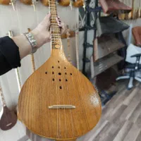 سه تار و تار|سازهای سنتی|قم, زنبیل آباد|دیوار