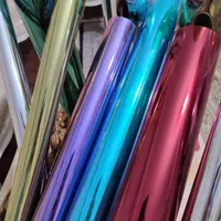 برچسب شیشه دودی اتومبیل