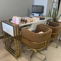 میز کاشت ناخن / ناخن کاری/  تک نفره / دونفره استند|آرایشگاه و سالن‌های زیبایی|تهران, نعمت‌آباد|دیوار