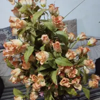 گل مصنوعی  سالم و خوشگل مناسب برای سالن و مغازه|گل مصنوعی|محمدشهر, |دیوار