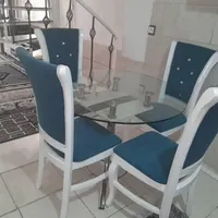 میز صندلی نهار خوری کاملا سالم تمیز در حد نو