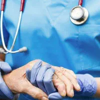 استخدام همراه با آموزش سالمندیاری