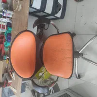 صندلی چرخدار جک‌دار