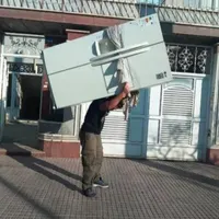 شرکت باربری واثاث کشی کاظمی با اکیپ مجرب