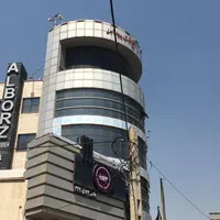 ۷۰مترمغازه برجمهوری/بالکن ندارد/ارتفاع۵/بر۱۰/دونبش|اجارهٔ مغازه و غرفه|کرج, گوهردشت|دیوار