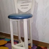 دو عدد صندلی