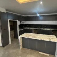 اپارتمان ۱۲۵ متری طبقه هفتم در میرزای شیرازی