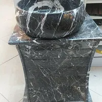 روشویی سنگی به علت جا ب جایی