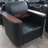 مبل چرمی نیم ست اداری انتظار صندلی (نوین توس)