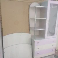 تخت کمد بچه سالم وتمیز به علت کمبود جا|جاکفشی، کمد، دراور|اصفهان, دارک|دیوار