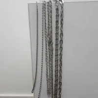گردنبند و دستبند