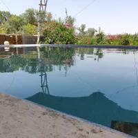 اجاره ویلا باغ استخر دار همراه با سوئیت مبله