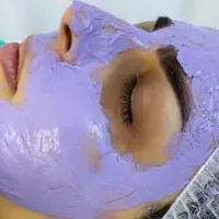 پاکسازی پوست حرفه ای خانم و اقایون در کلینیک|خدمات آرایشگری و زیبایی|اراک, |دیوار