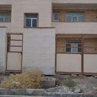 مسکن مهر فرودگاه طبقه بالا خام