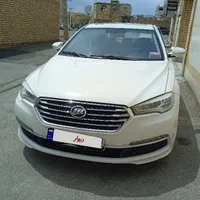 لیفان 820