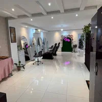 اجاره روزانه دفتر کار ۲۵۰ متری