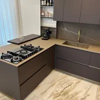 آپارتمان ۱۳۰ متری ۳ خوابه در رشدیه نو ساز