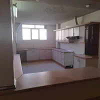 فروش . معاوضه ساختمان ویلایی خیابان امیریه 250متری