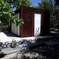 اجرای نمای سیمان بری طرح سنگ وچوب|خدمات پیشه و مهارت|شهرکرد, |دیوار