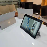 لپتاپ سرفیس پرو ۵ ، پردازنده i5 ، لمسی