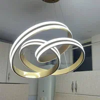 لوستر آوانو پلاس