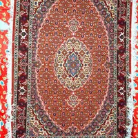 یک جفت فرش دستباف زرنیم