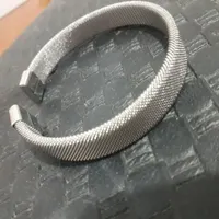 دستبند و گردنبند