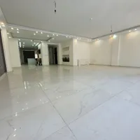 فرمانیه تاپ لوکیش سنبل۲۰۰متر ۳غرق نور، تراس