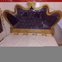 تاج تخت