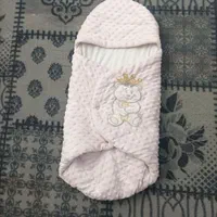 قنداق فرنگی و اغوشی|اسباب و اثاث بچه|مشهد, شهرک شهید باهنر|دیوار
