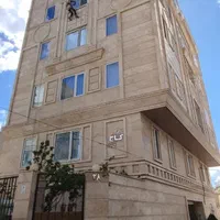 کار در ارتفاع باطناب.تعمیرات نما.پیچ رولپلاک نانو|خدمات پیشه و مهارت|زنجان, |دیوار