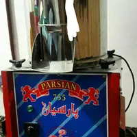 سبزی خوردکن و قابلمه