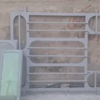 دو عدد پنجره اهنی سنگین