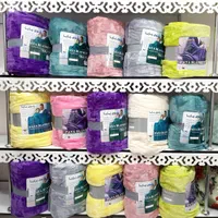 فروش عمده پتو آغاز شد.طرح رنگ ها جدید همه جوره|رختخواب، بالش، پتو|کرمانشاه, |دیوار