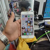 اپل iPhone 8 Plus با حافظهٔ ۲۵۶ گیگابایت