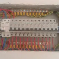 برقکار سیار برق کار ساختمان نورپردازی باغ و ویلا