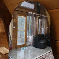 اجاره کلبه چوبی سوئیسی خان عمو|اجارهٔ کوتاهمدت ویلا و باغ|زیرآب, |دیوار