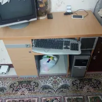 فروش کامپیوتر رومیزی به همراه میز کامپیوتر