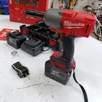 بکس شارژی تمام صنعتی میلواکی Milwaukee کله گاوی|ماشین‌آلات صنعتی|شیراز, عادل آباد|دیوار