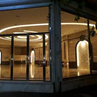 ۲۰۰متر تجاری بَرِ هفده شهریور در شش دهنه تابلو خور|اجارهٔ مغازه و غرفه|تهران, دروازه شمیران|دیوار