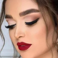 جوازآموزش میکاپ عروس شینیون مژه ناخن رنگ مش کوتاهی