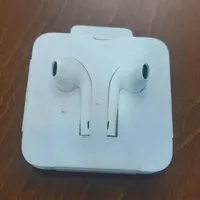 هندزفری سیمی اصلی اپل  ایرپاد Apple iPhone EarPods|لوازم جانبی موبایل و تبلت|تهران, صادقیه|دیوار