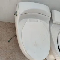 توالت فرنگی سالم